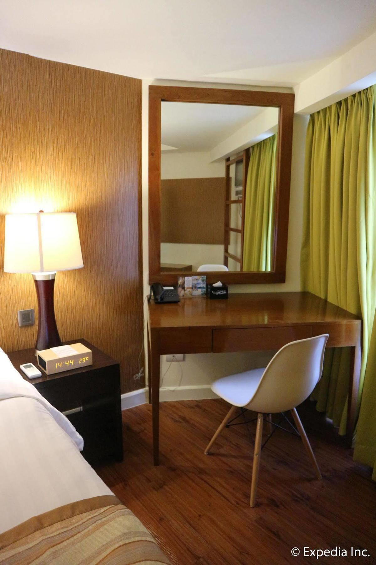 Ferra Premier By Jg Hotel