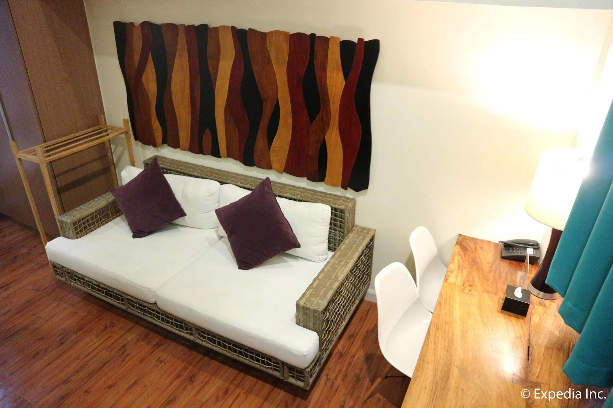 Ferra Premier By Jg 3* Balabag (Boracay)